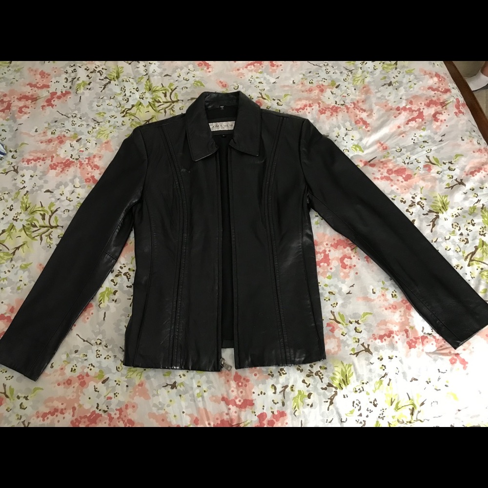 Jones Wear Sport Women’s Leather Jacket